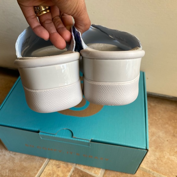 Bzees Womens Sahara Blue Comfort Arch Support Slip On Slide Sandals size  9M - Picture 8 of 11